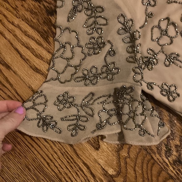 gorgeous bead-embroidered dress 👗 - Picture 5 of 7